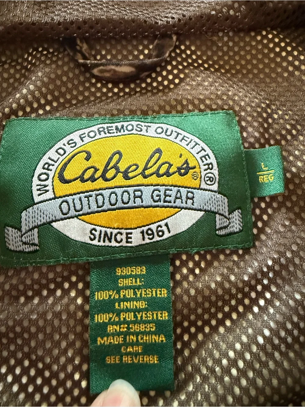 Cabela’s Men’s Large Gore-Tex Hunting Jacket Seclusion 3D Camoflauge Hunting.